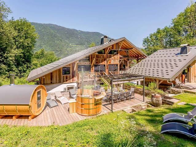 Petit chalet de jardin